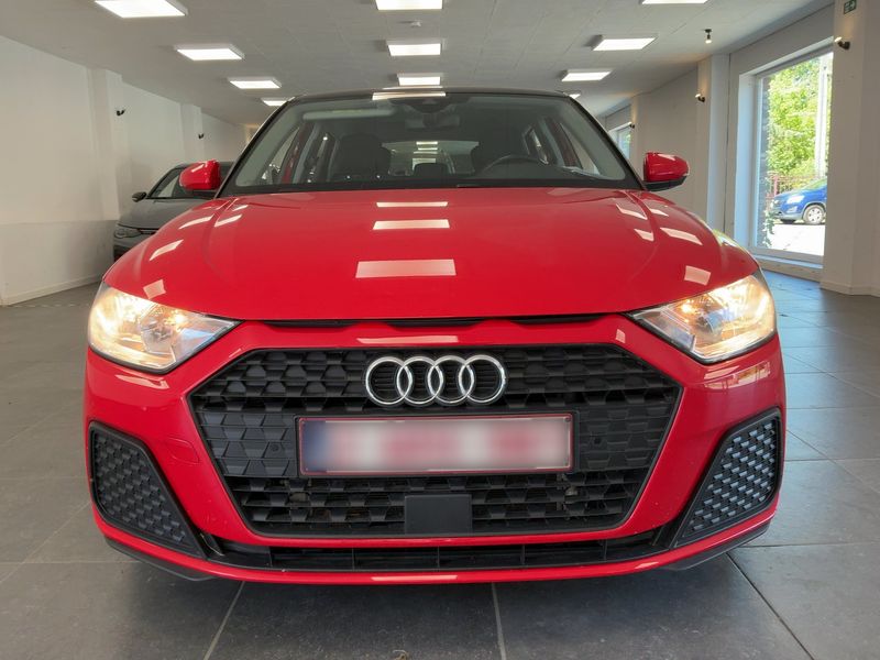 Audi A1 Sportback 35 TFSI — zdjęcie 9