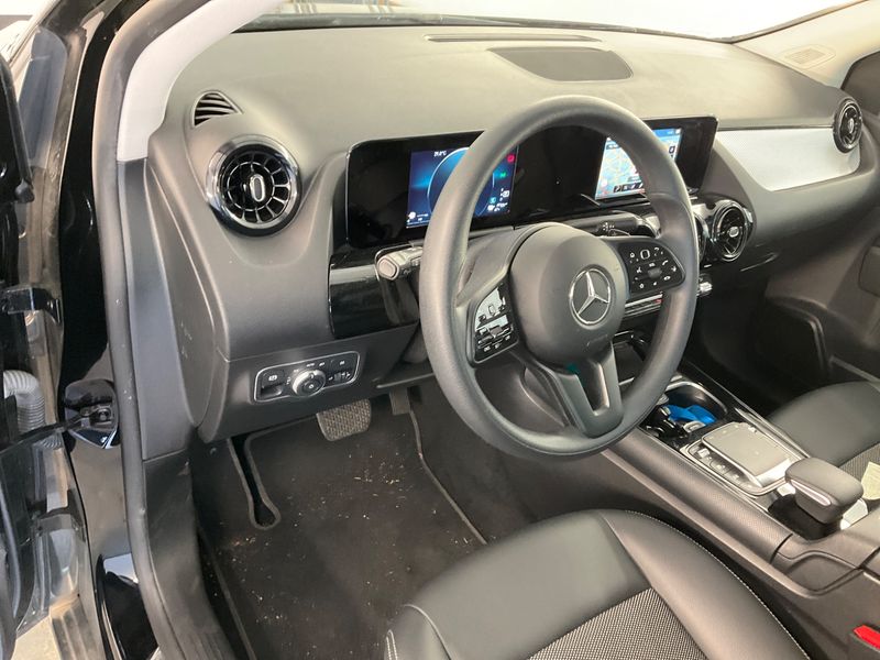 Mercedes-Benz B-Klasse B 250e 2022 – снимка 31