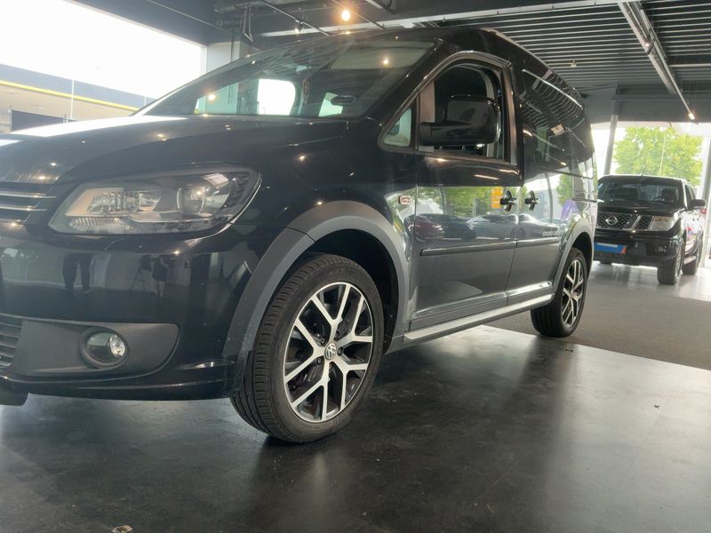 Volkswagen Caddy 2.0 TDI CrossCaddy — zdjęcie 2