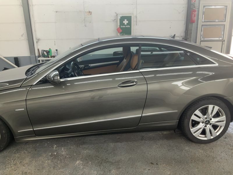 Mercedes-Benz E-Klasse E 350 CDI BlueEfficiency Avantgarde 2009 – снимка 4