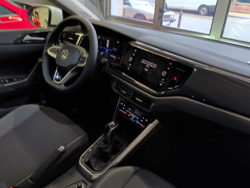 Volkswagen Taigo 1.0 TSI Life — zdjęcie 19