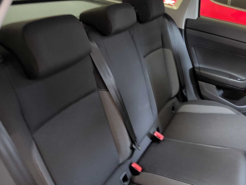 Volkswagen Taigo 1.0 TSI Life — zdjęcie 14
