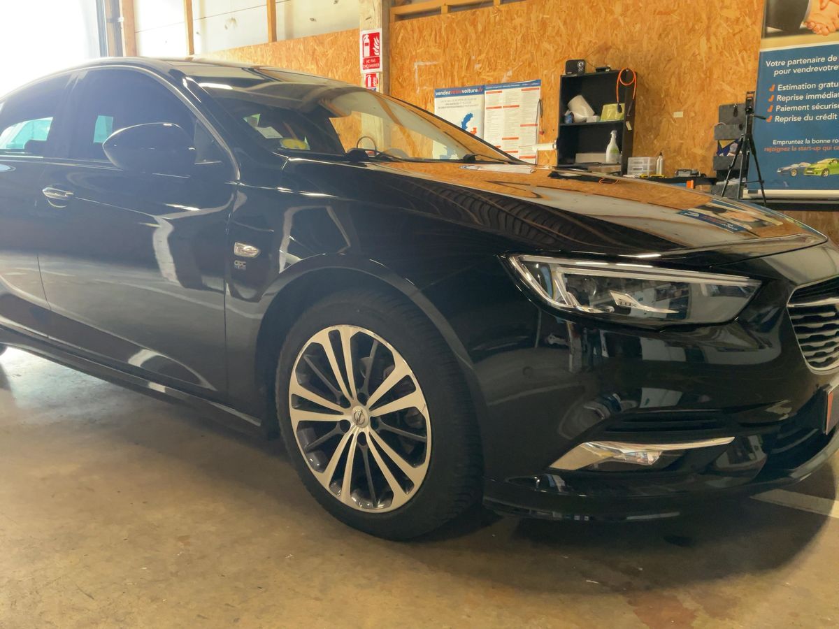 Opel Insignia 2019 — photo 13