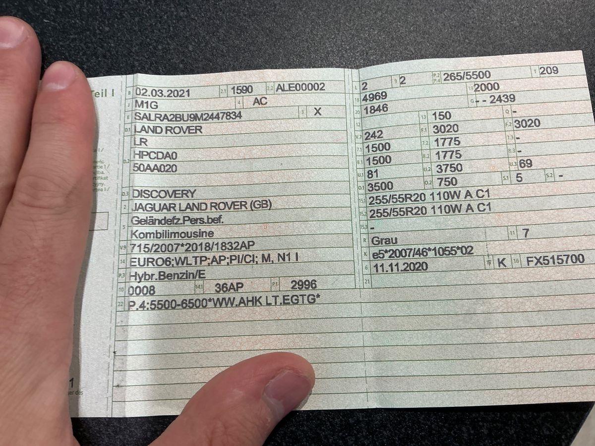 Land Rover Discovery 5 P360 Mild-Hybrid R-Dynamic SE AWD