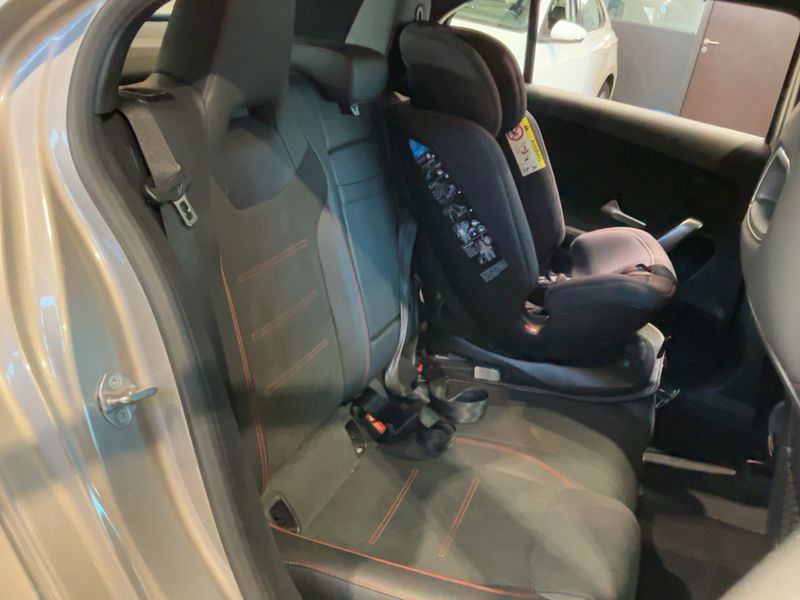 Mercedes-Benz A-Klasse A 250e AMG Line 2020 – снимка 19