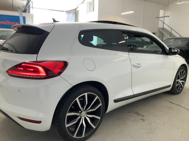 Volkswagen Scirocco 2.0 TDI R-Line BlueMotion Tech — zdjęcie 6