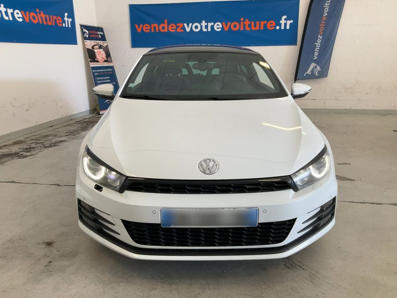 Volkswagen Scirocco 2.0 TDI R-Line BlueMotion Tech — zdjęcie 9