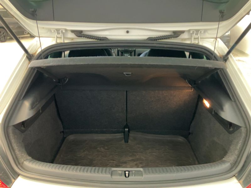 Volkswagen Scirocco 2.0 TDI R-Line BlueMotion Tech — zdjęcie 10