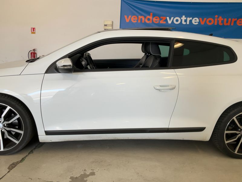 Volkswagen Scirocco 2.0 TDI R-Line BlueMotion Tech — zdjęcie 4