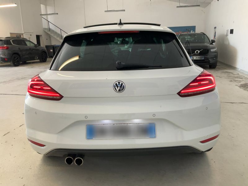Volkswagen Scirocco 2.0 TDI R-Line BlueMotion Tech — zdjęcie 5