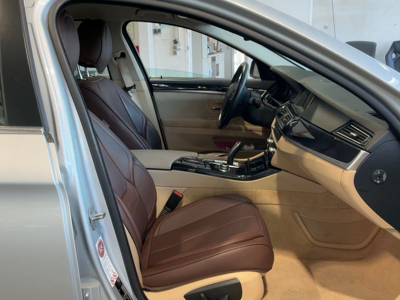 BMW 5er 520i — zdjęcie 11