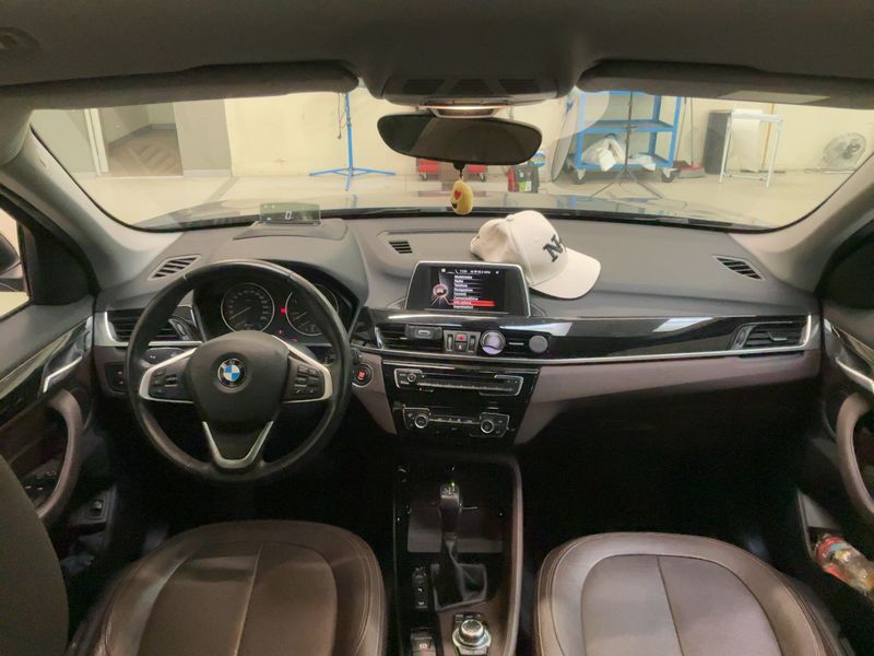 BMW X1 xDrive 18d xLine — zdjęcie 12