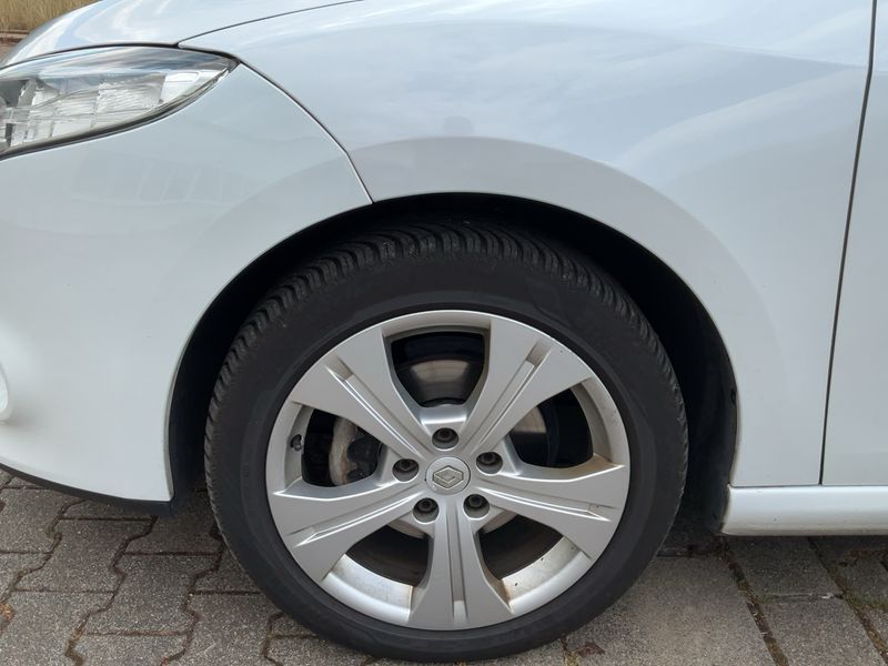 Renault Megane 1.5 dCi Dynamique 2012 – снимка 3