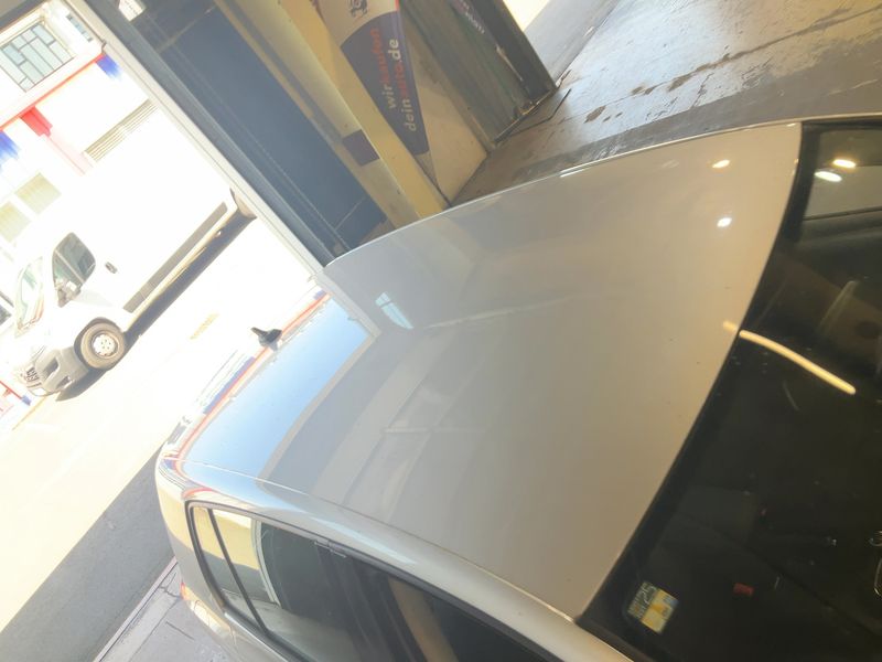 Volkswagen Golf VI 1.6 TDI Trendline BlueMotion Tech 2011 – снимка 13