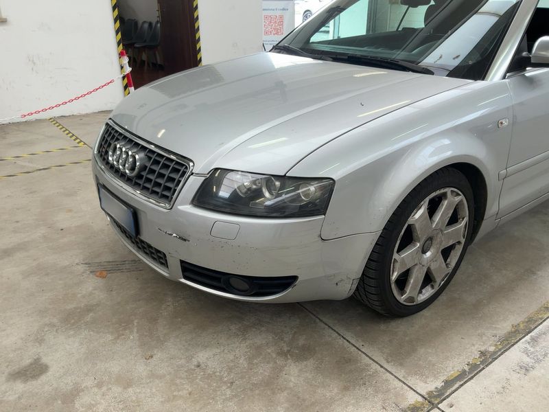 Audi S4 4.2 V8 quattro — zdjęcie 2