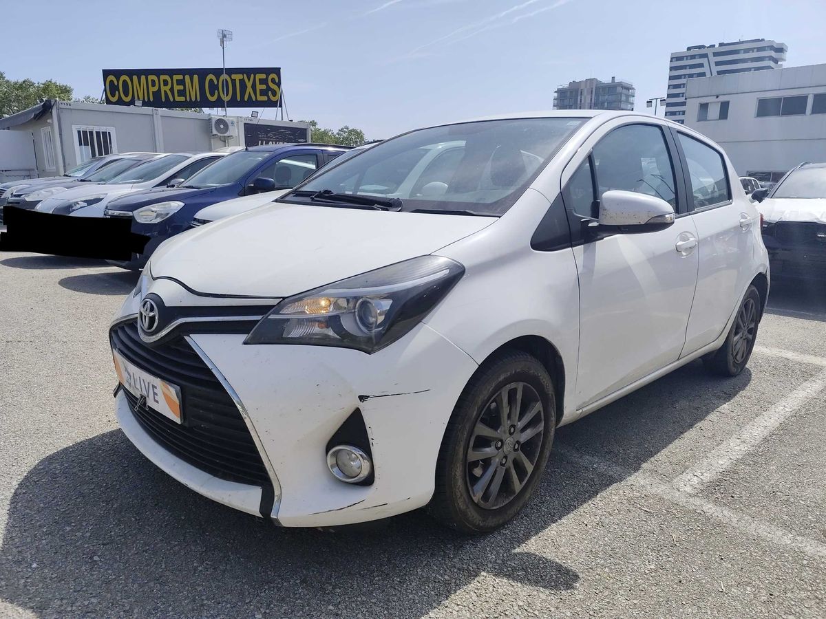Toyota Yaris 2015