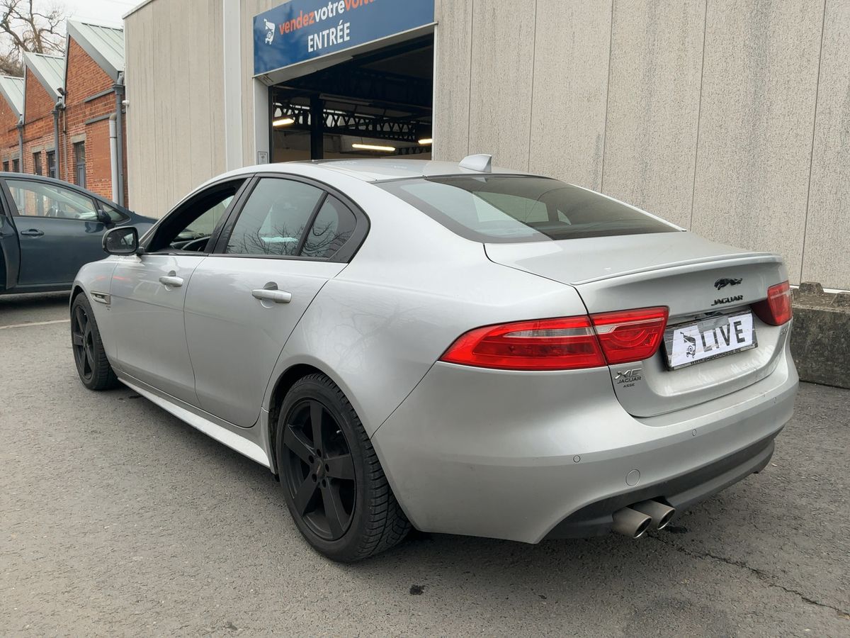 Jaguar XE 2017 — photo 7