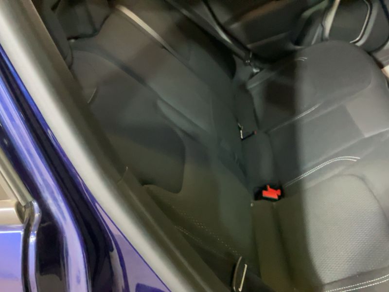 Jeep Renegade 1.6 M-Jet Limited FWD — zdjęcie 14