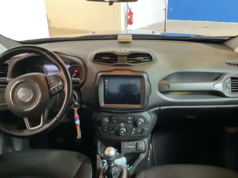Jeep Renegade 1.6 M-Jet Limited FWD — zdjęcie 12