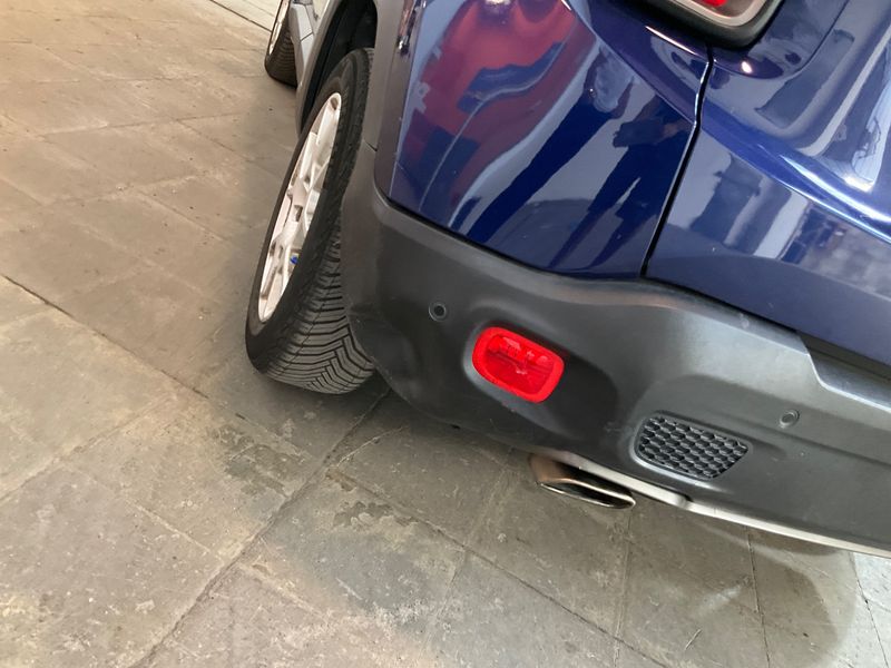Jeep Renegade 1.6 M-Jet Limited FWD 2019 – снимка 26