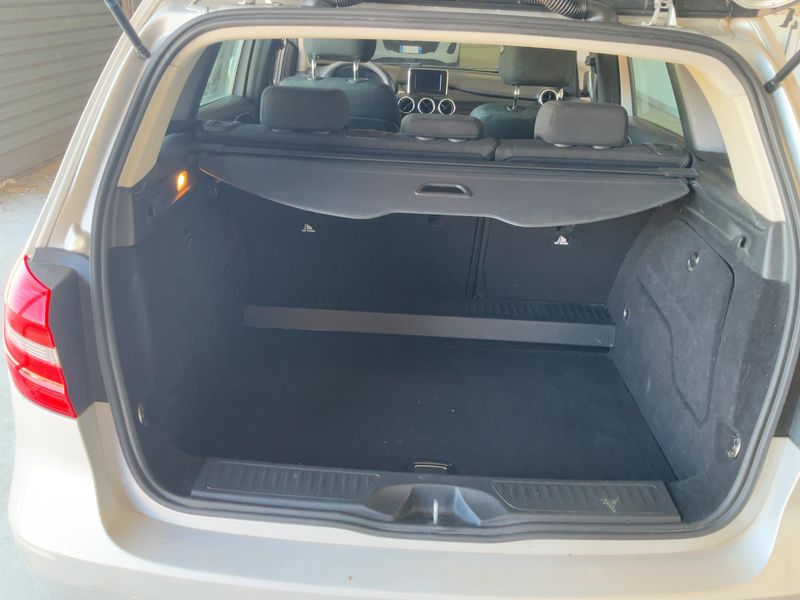 Mercedes-Benz B-Klasse B 180 CDI Executive 2012 – снимка 15