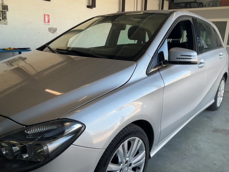 Mercedes-Benz B-Klasse B 180 CDI Executive 2012 – снимка 2
