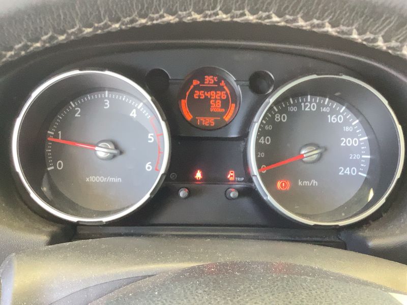 Nissan Qashqai+2 1.5 dCi Tekna — zdjęcie 13
