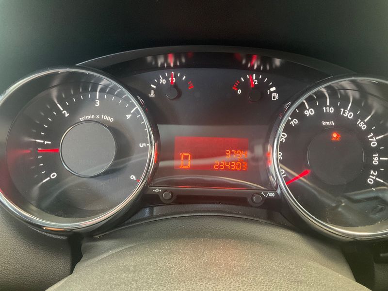 Peugeot 3008 1.6 Blue-HDi Business-Line — zdjęcie 13