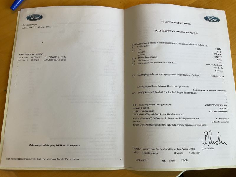 Ford Focus 2.0 EcoBoost ST — zdjęcie 16