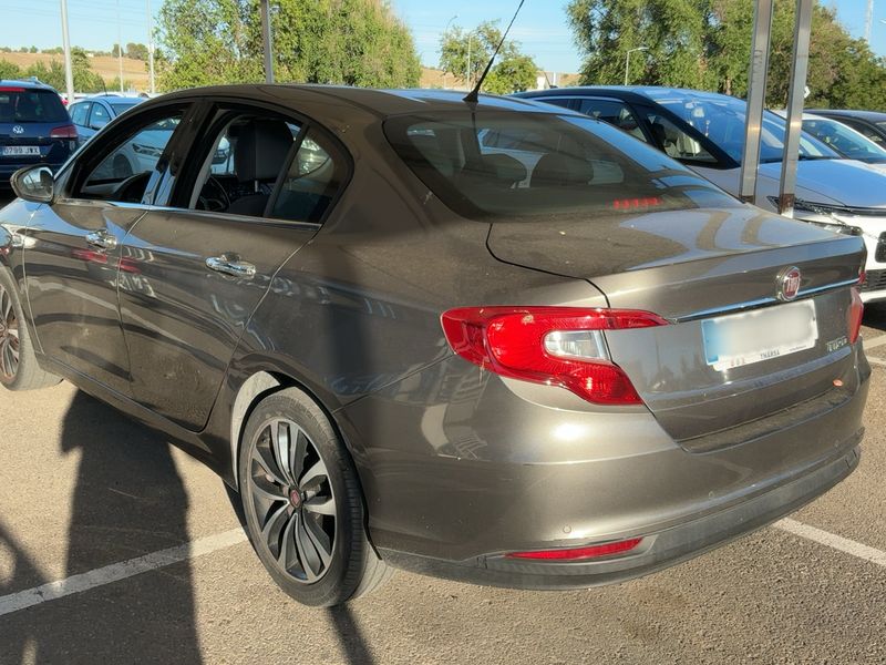 Fiat Tipo 1.4 Lounge — zdjęcie 3