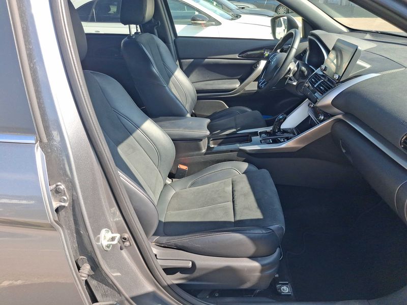 Mitsubishi Eclipse Cross 2.4 Plug-in Hybrid Plus Select 4WD — zdjęcie 10