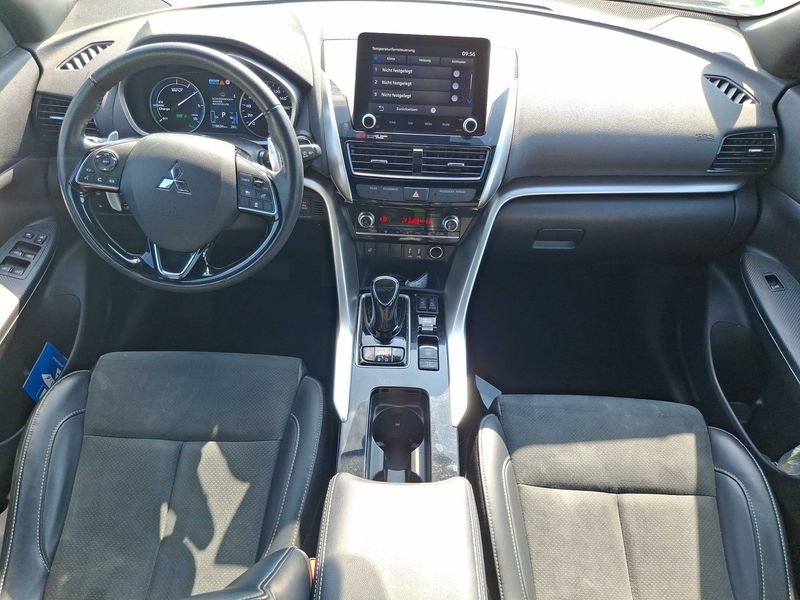Mitsubishi Eclipse Cross 2.4 Plug-in Hybrid Plus Select 4WD — zdjęcie 11