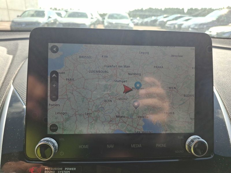 Mitsubishi Eclipse Cross 2.4 Plug-in Hybrid Plus Select 4WD — zdjęcie 13
