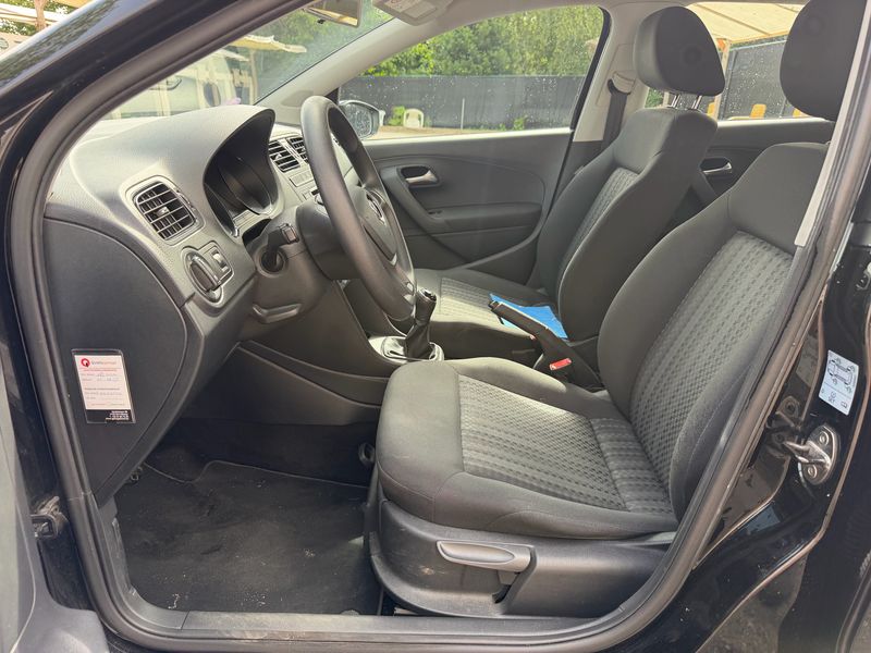 Volkswagen Polo 1.0 Trendline BlueMotion Tech — zdjęcie 22