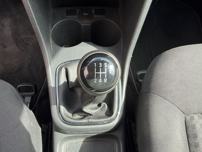 Volkswagen Polo 1.0 Trendline BlueMotion Tech — zdjęcie 19