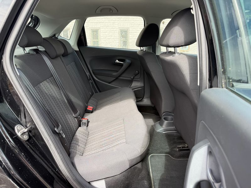 Volkswagen Polo 1.0 Trendline BlueMotion Tech — zdjęcie 14