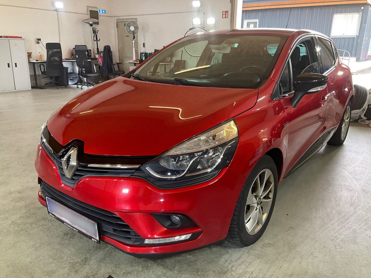 Renault Clio 2017 — photo 1
