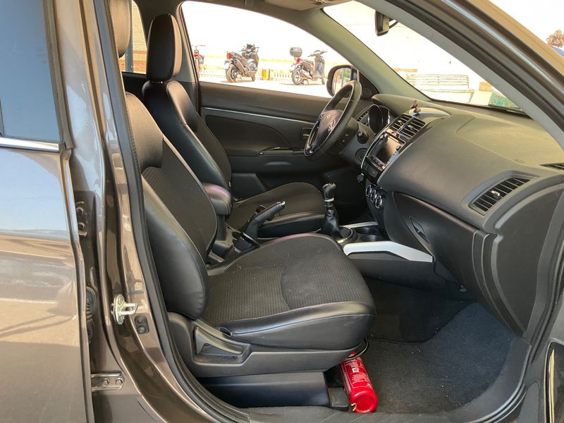 Citroen C4 Aircross 1.6 HDi Exclusive 4x2 — zdjęcie 3