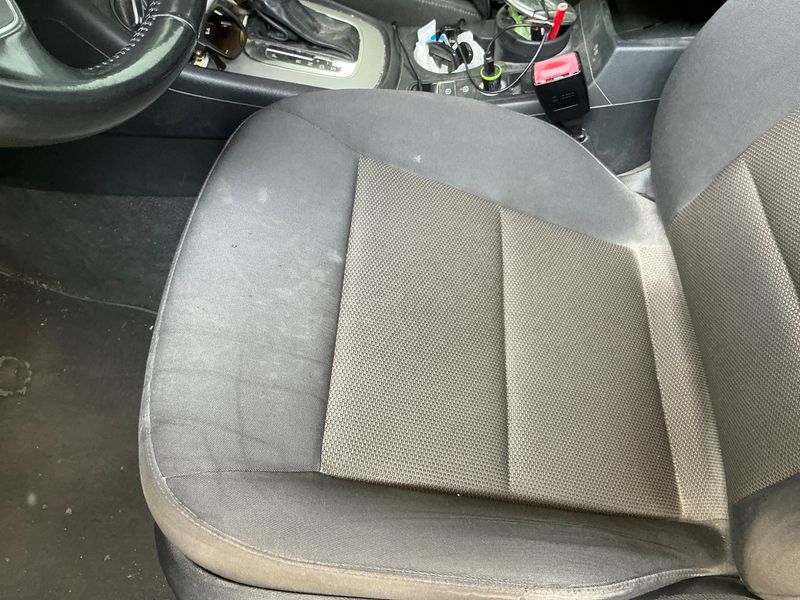 Audi Q3 2.0 TDI quattro 2013 – снимка 30