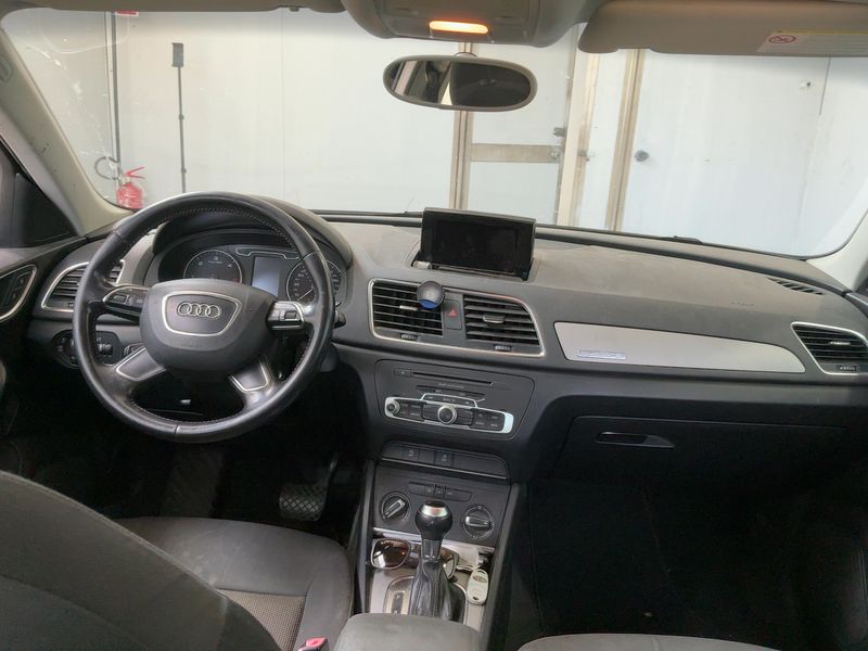 Audi Q3 2.0 TDI quattro — zdjęcie 12