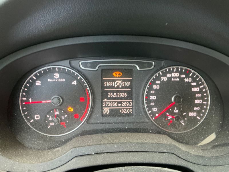 Audi Q3 2.0 TDI quattro — zdjęcie 13