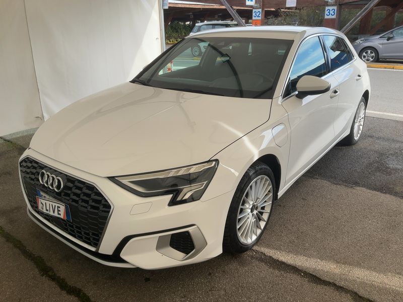 A3 Sportback 40 TFSIe advanced