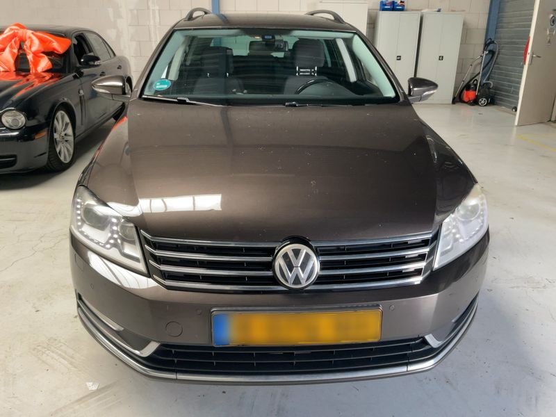 Volkswagen Passat 2.0 TDI Comfortline BlueMotion Tech 2012 – снимка 14