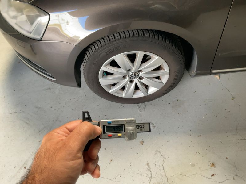 Volkswagen Passat 2.0 TDI Comfortline BlueMotion Tech 2012 – снимка 3