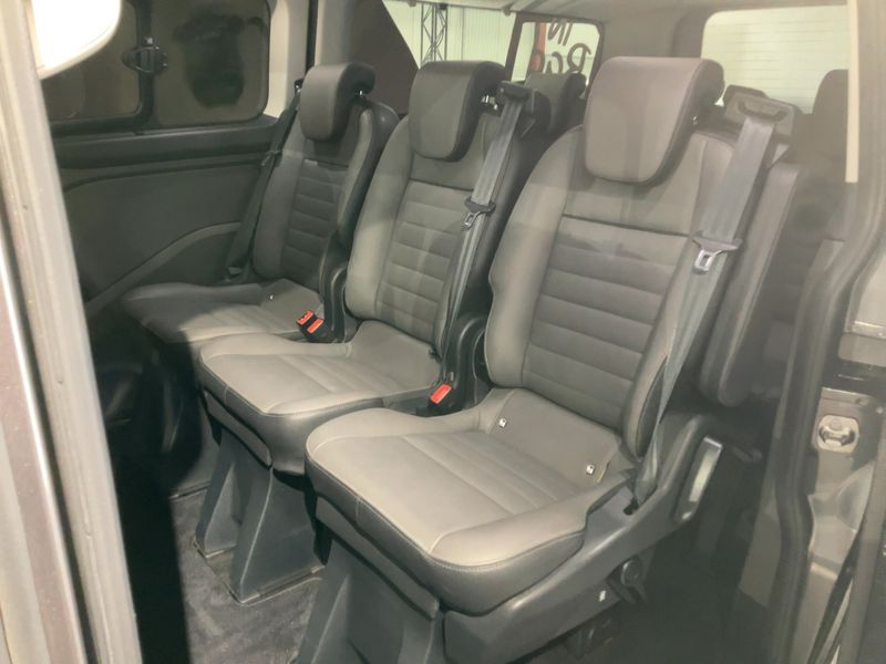 Ford Tourneo Custom 2.0 TDCi 320 L2 Tourneo Titanium X — zdjęcie 14