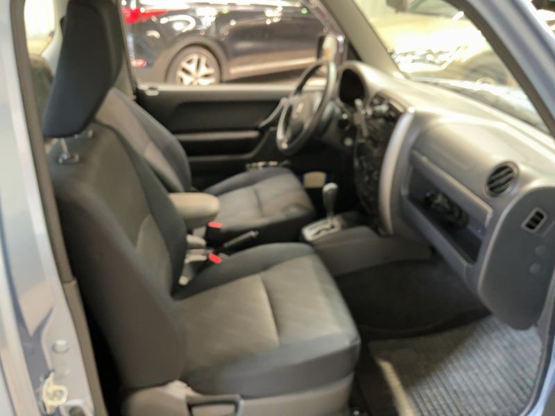 Suzuki Jimny 1.3 Comfort — zdjęcie 11