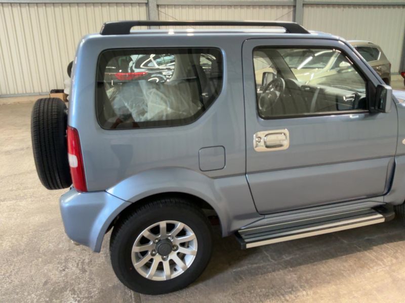 Suzuki Jimny 1.3 Comfort — zdjęcie 6