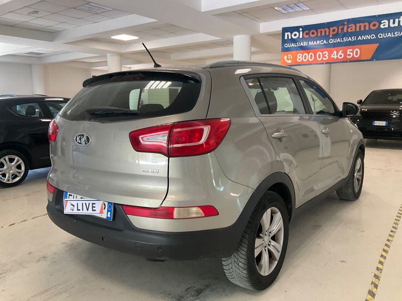 Kia Sportage 1.7 CRDi Active 2WD — zdjęcie 2