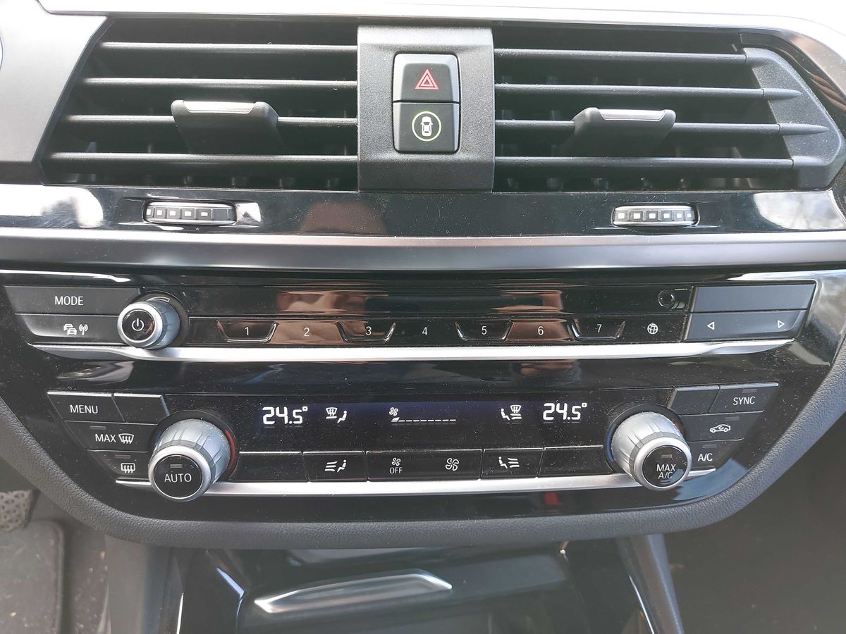 BMW X3 2021 — photo 34