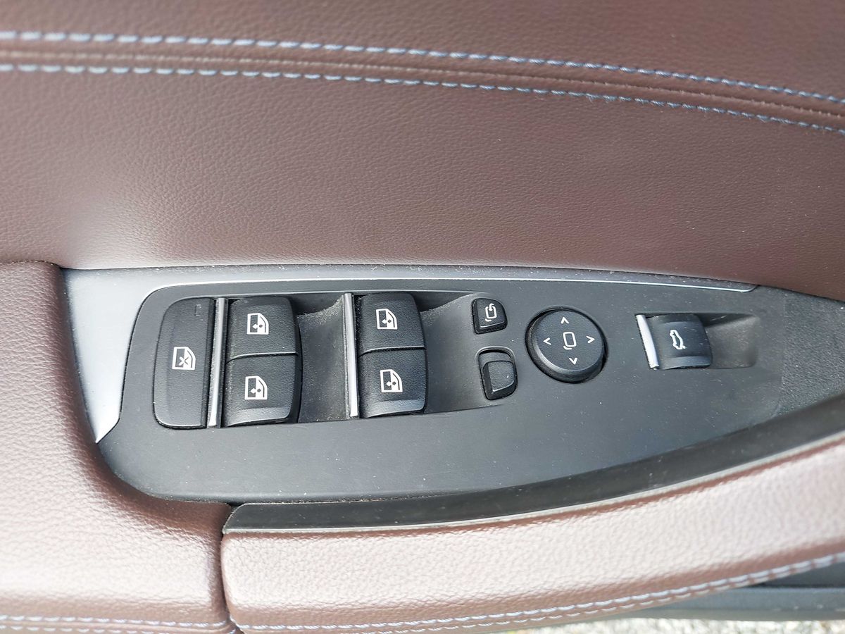 BMW X3 2021 — photo 23